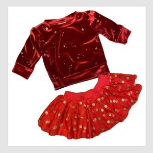 Baby girl 3 months Newborn Valentines outfit tulle skirt and velvet pullover set